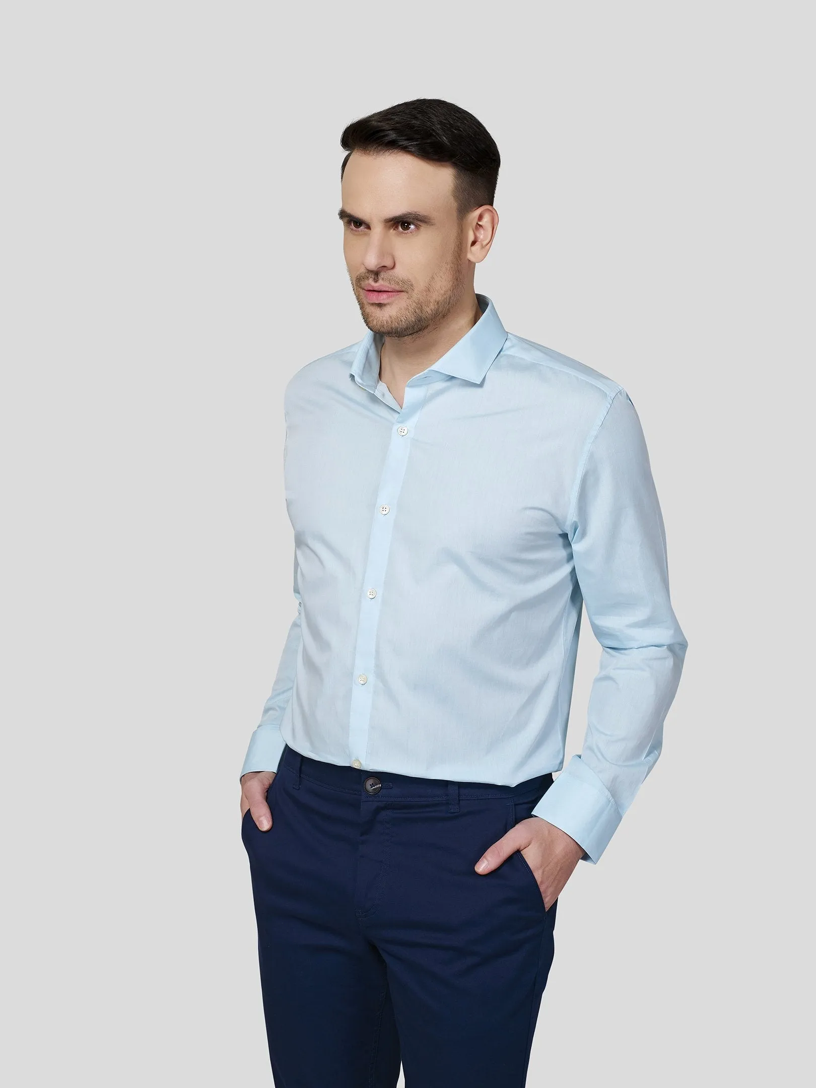 Cutaway Collar Shirt
