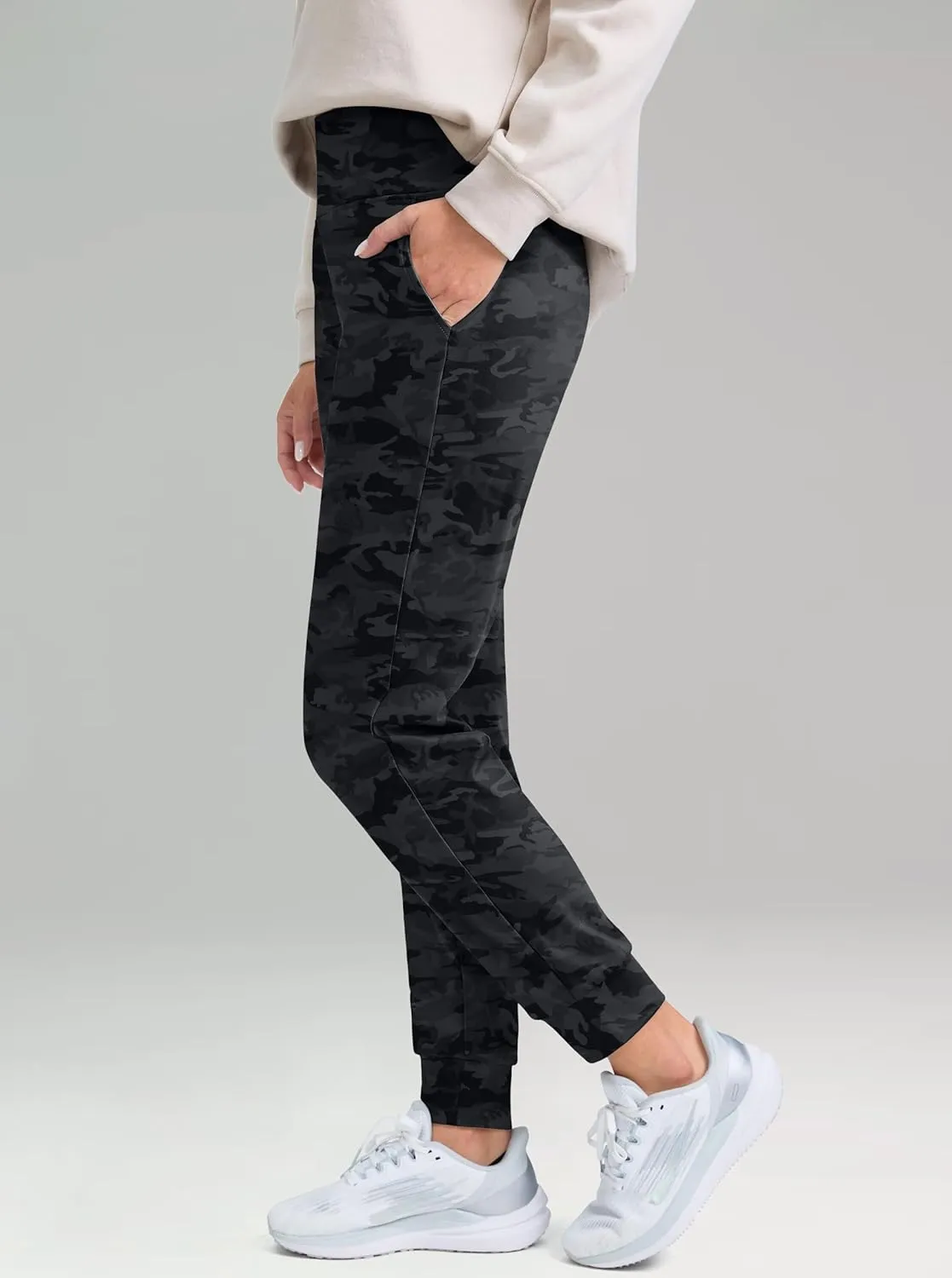 G Gradual Women's Fleece Lined Joggers High Waisted Water Resistant Thermal Hiking Pants Cold Weather Sweatpants with Pockets